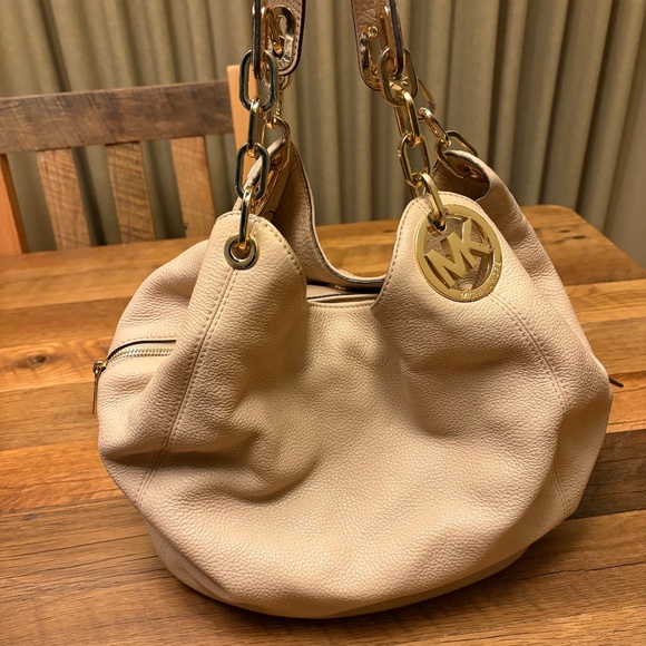 Michael Kors Blush Hobo Bag - Picture 1 of 3